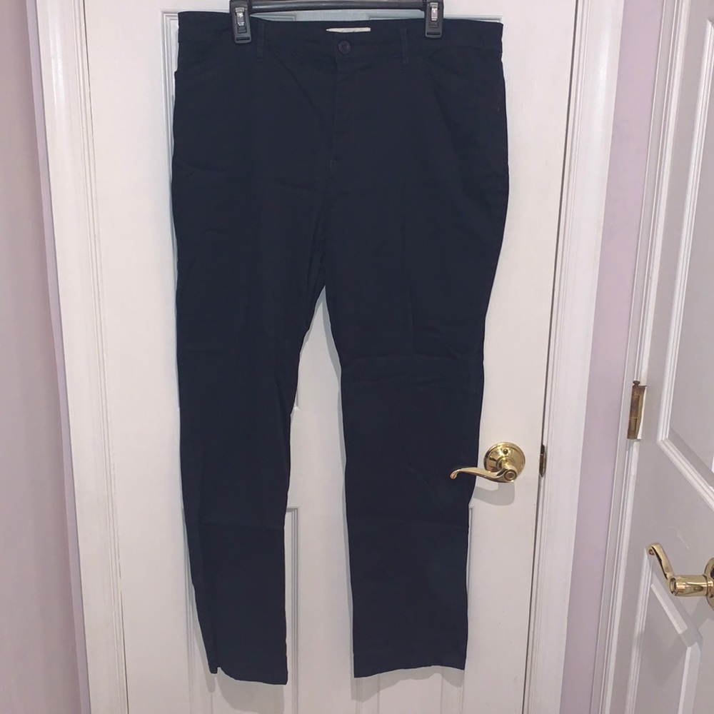 Women’s Khakis Navy